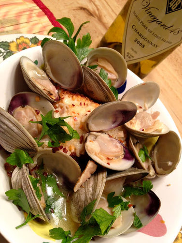 Zuppa di Clams with Savory Crouton