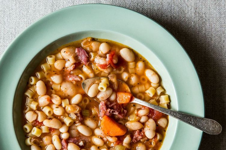 Pasta Fagioli-Hearty Bean Soup