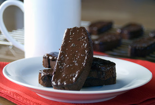 Chocolate Alderwood Sea Salt Bizcocho