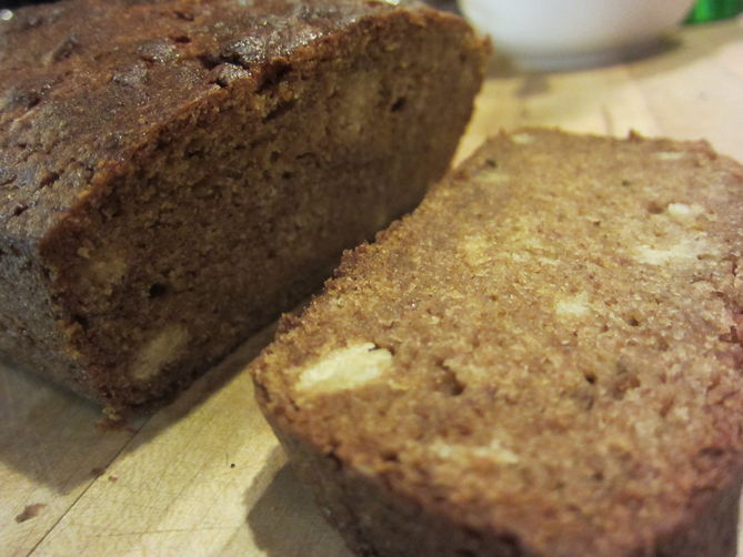 Anise-Scented Persimmon Bread