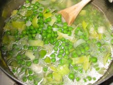 Pea and leek soup