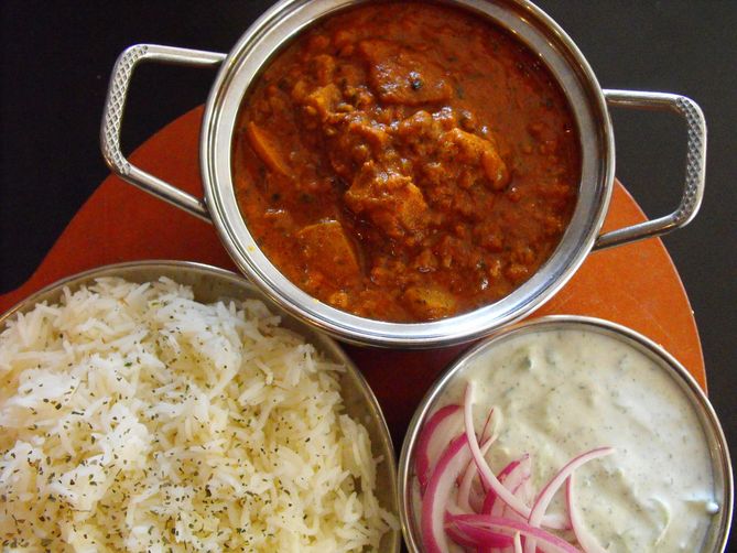 Spicy Beef and Persimmon Korma 
