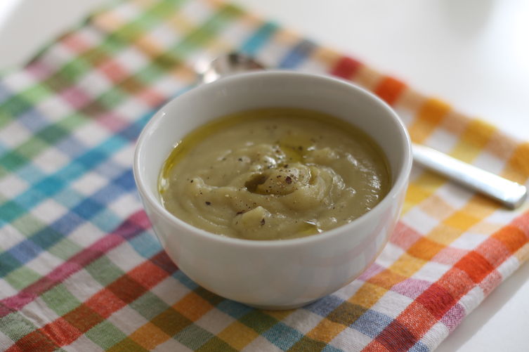 Velvety Leek, Potato & Jerusalem Artichoke Soup (dairy-free)