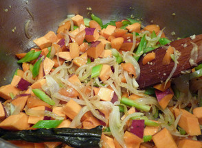 Sauteeing_the_veggies