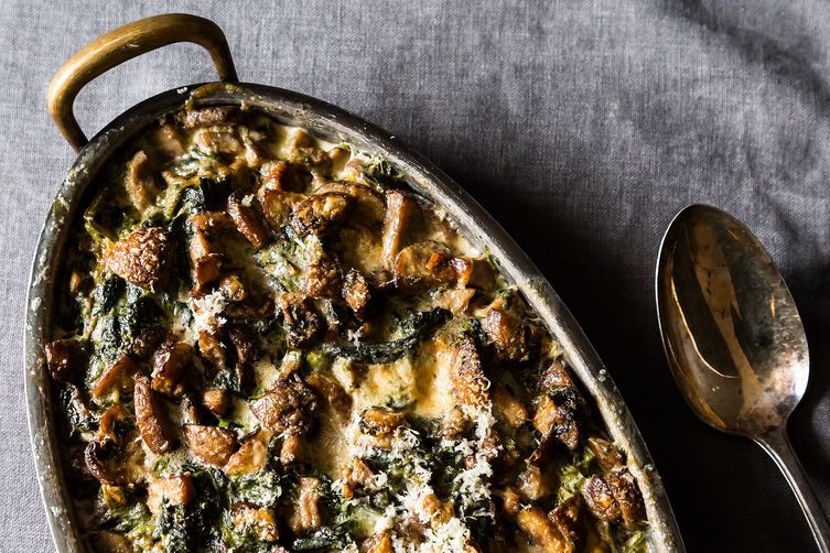 Spinach, Mushrooms, and Cream for Dinner