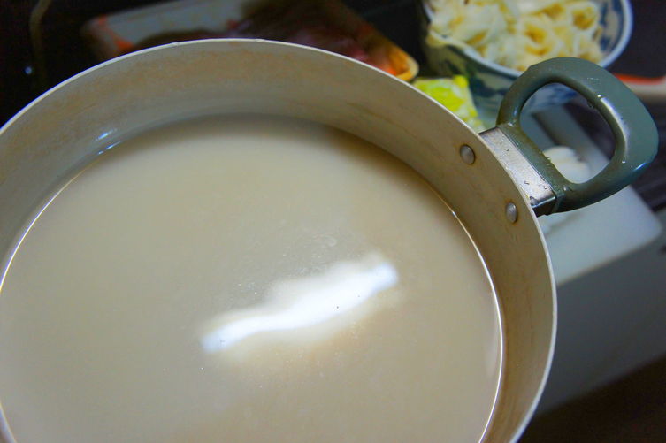 Chicken stock soy milk soup with Noodles