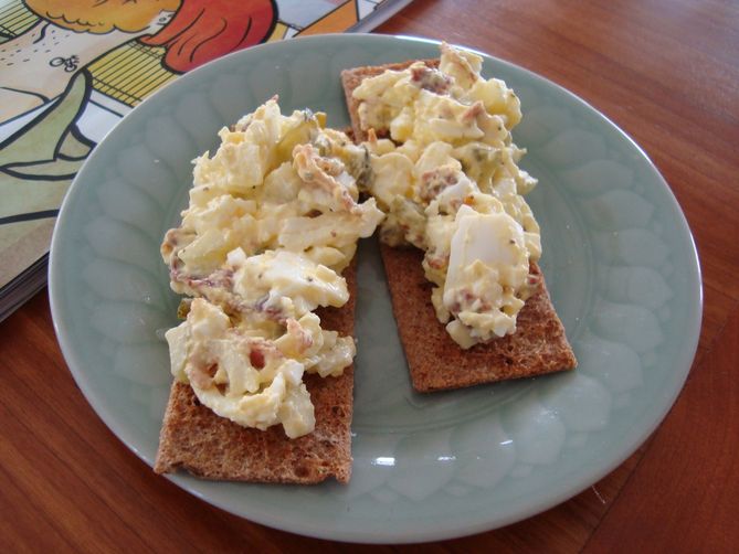 Bacon and Egg Salad