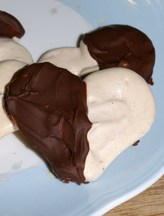 Strawberry Jam Meringue Cookies