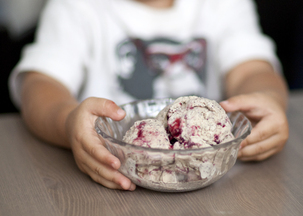 Earl Grey Ice Cream with Blackberry Swirl