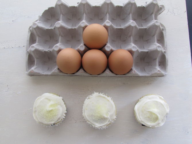 Blueberry & Lemon Cupcakes with Lemon Cream Cheese Frosting