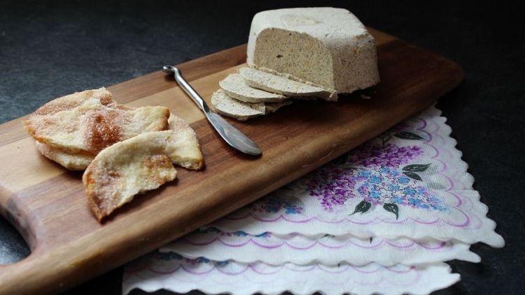 Tea with Honey and Lemon Compound Butter