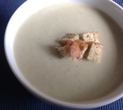 Thyme Scented Fennel and Leek Soup 