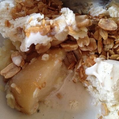 vanilla granola ( bacon ) pear sundae