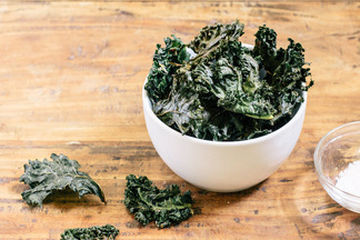 Vintage_mixer_kale_chips-7