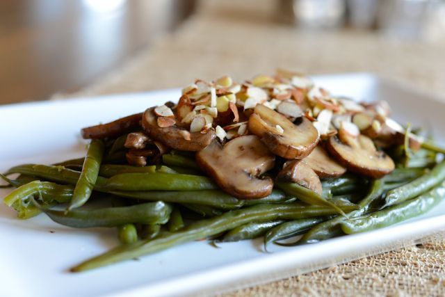 Green Beans and Mushrooms with Dill Vinaigrette