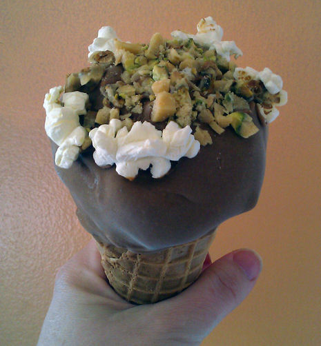 Sundae Ball Game Cones