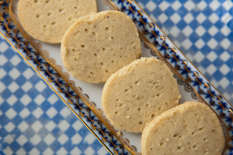 Peppery Cardamom Shortbreads