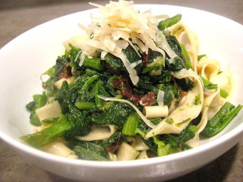 Broccoli Rabe with Sundried Tomato and Fresh Tagliatelle