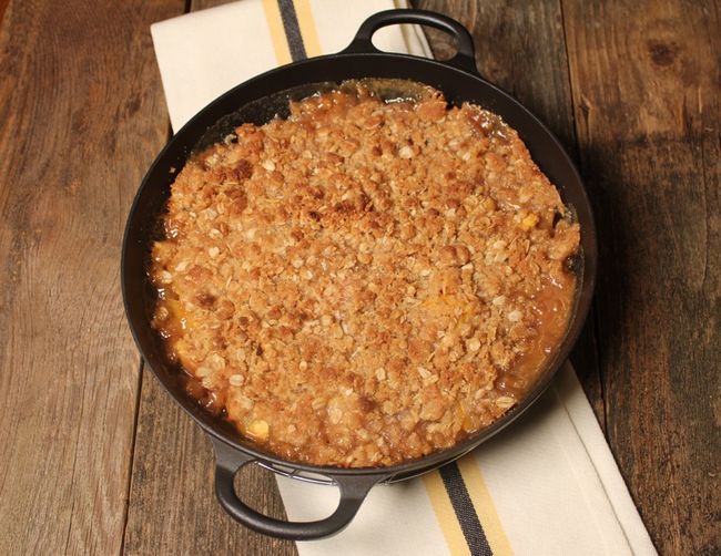 Peaches n' Irish Cream Crumble
