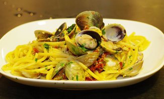 Spicy Clams & Bucatini for Me