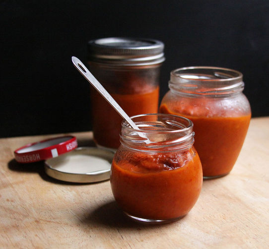 Scarlet Fever (aka caramelized carrot rooster sauce)