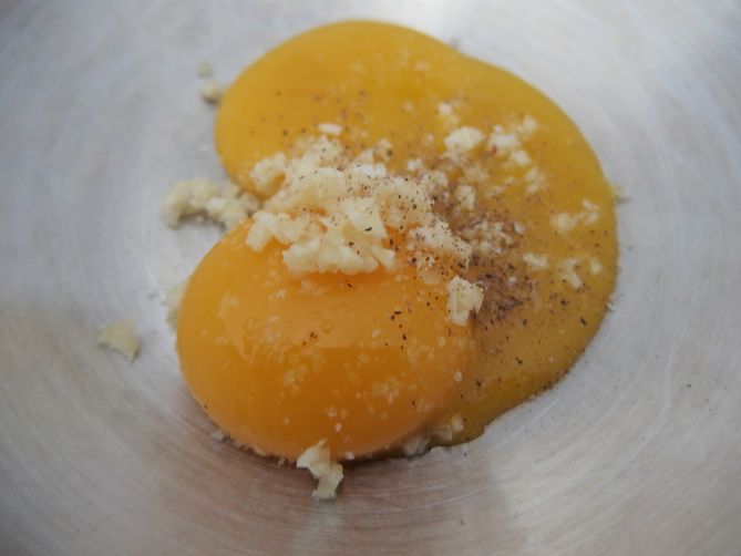 2 Yolk Aioli