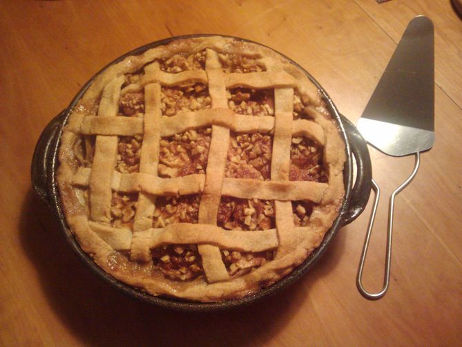 Sour Cream Apple Pie with Dried Sour Plums