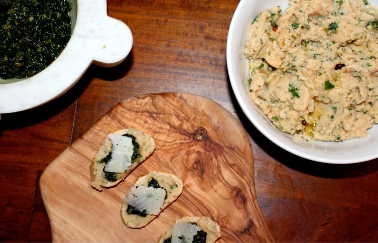 Kale Salsa Verde and Smashed White Bean Crostini