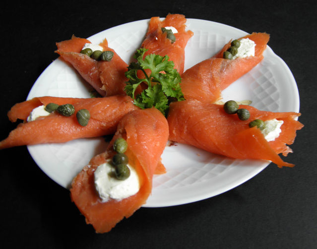 Lox, Cream Cheese and Caper Hors d'Oeuvre recipe on