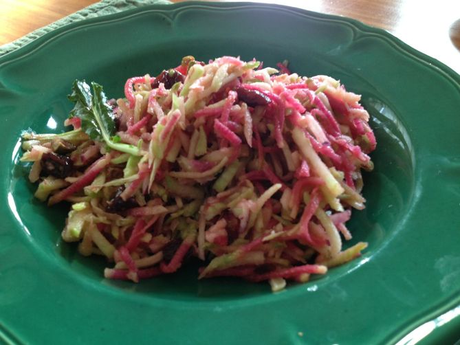 Pretty Radish and Broccoli Slaw