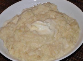 Roasted_onion_and_garlic_mashed_potatoes