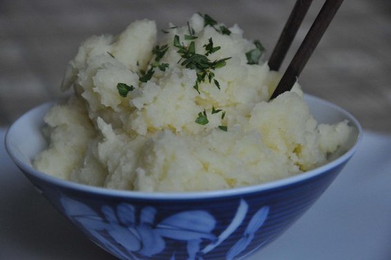 Wasabi and Garlic Mashed Potatoes