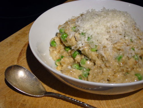 Peas Porridge Hot (Oat Risotto with Peas)