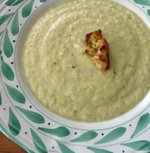 Leek_cauliflower_soup_medium