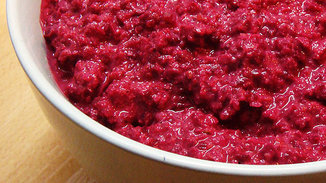 Beetroot-hummus