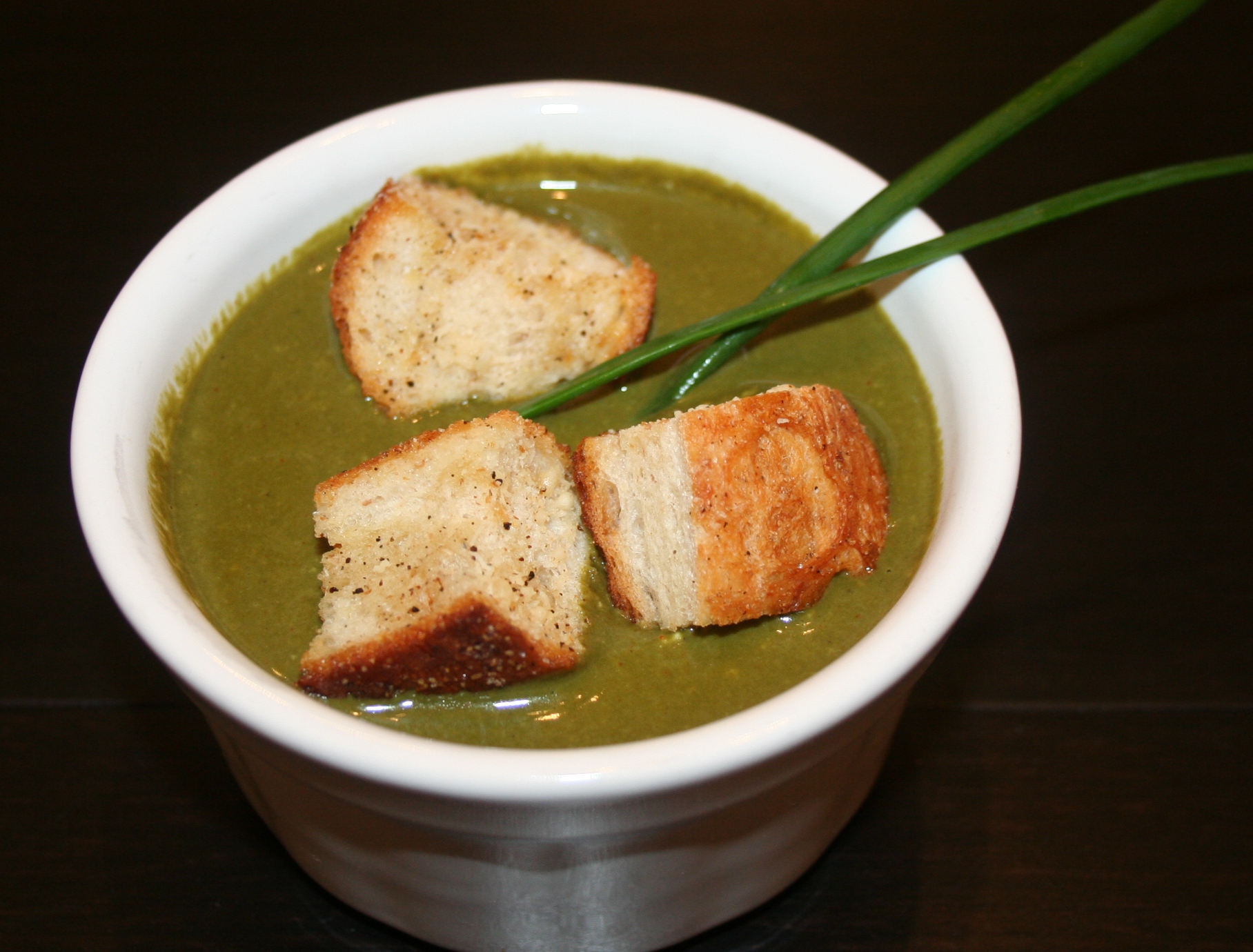 Spinach and Walnut Bisque with Parmesan Chili Croutons