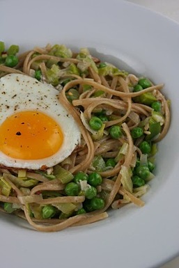 Pasta with Leeks, Peas, Parmesan, and a Fried Egg