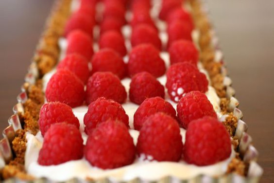 Raspberry Lime Yogurt Tart