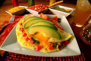 Ham_and_avocado_omelet_2_