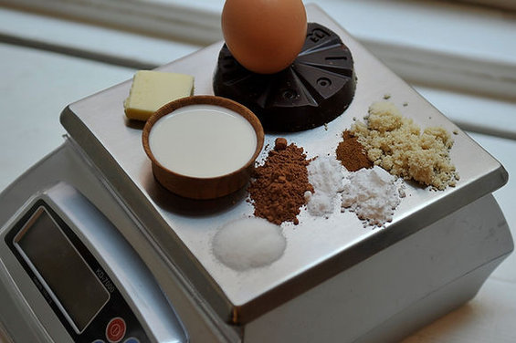 Oaxacan Cinnamon Chocolate Macaroons