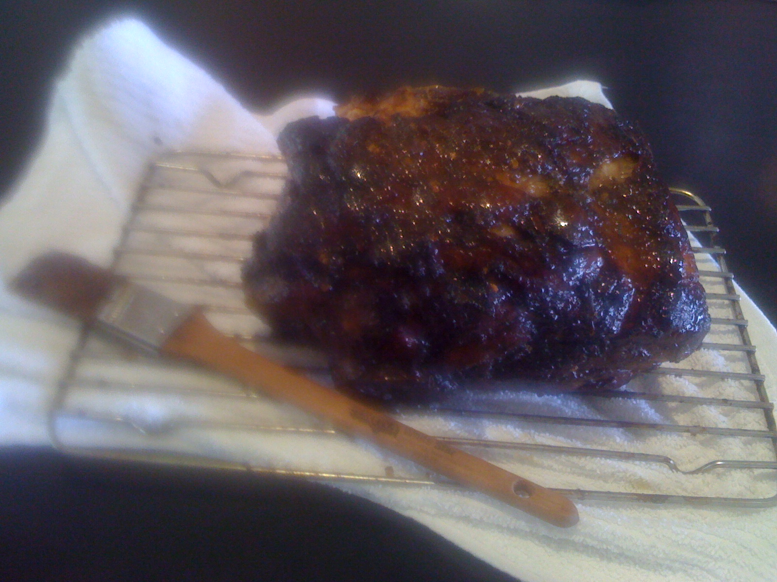 LACQUERED PORK SHOULDER