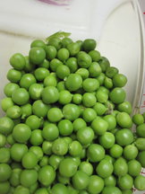 Shelled_fresh_green_peas