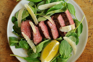 Steak_and_arugula
