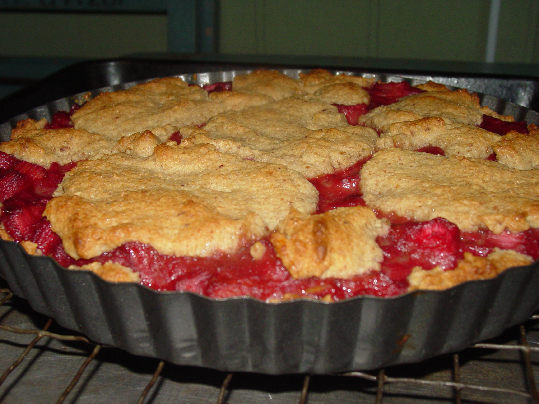 Rhubarb Cake Pie