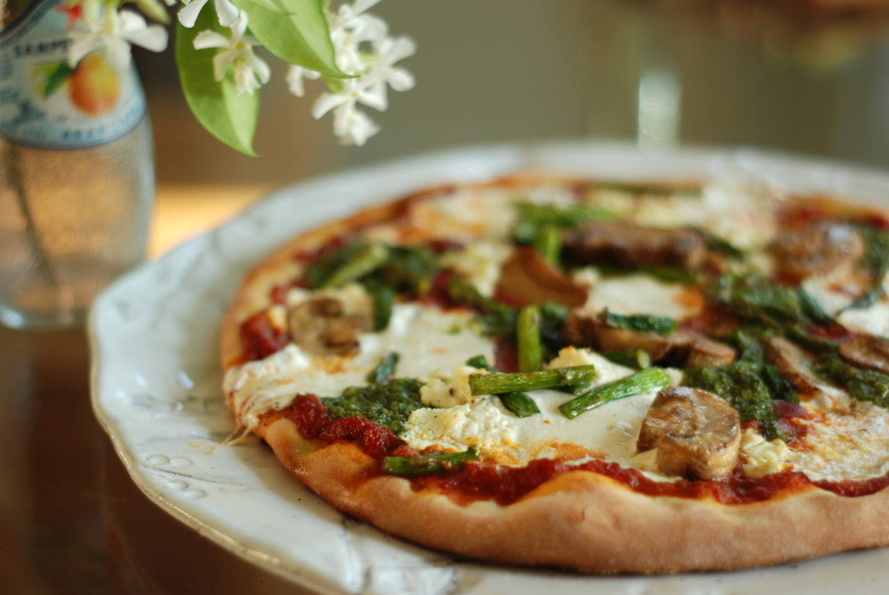 Weeknight Margeritesque Pizza