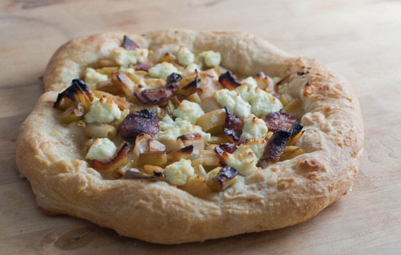 Leek, Bacon and Goat Cheese Pizza