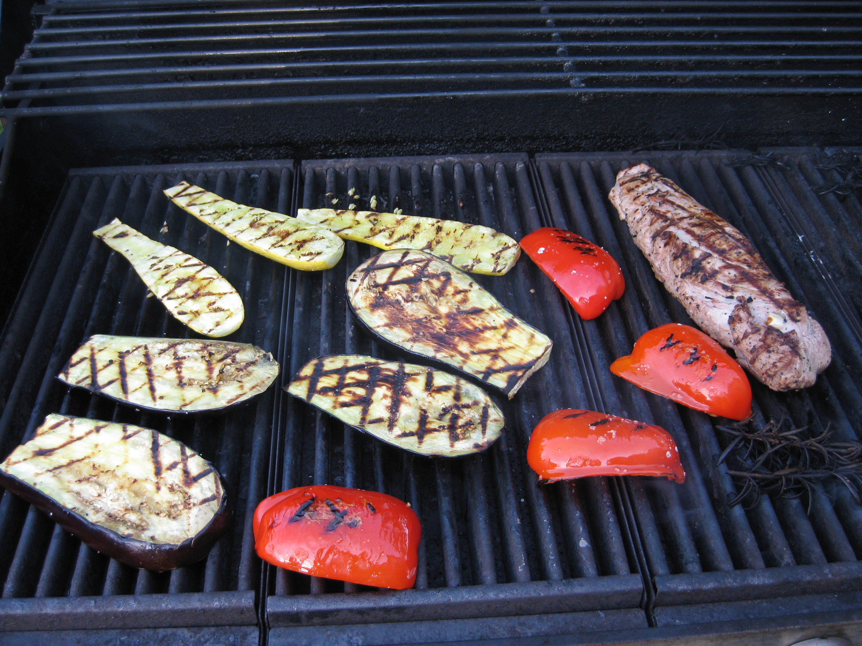 Grilled Pork And Veggies Sammich