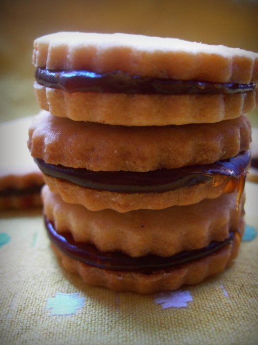 Dulce de Leche Sandwich Cookies