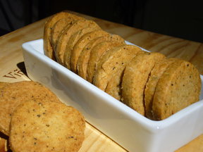Lemon Pepper Shortbread Crackers