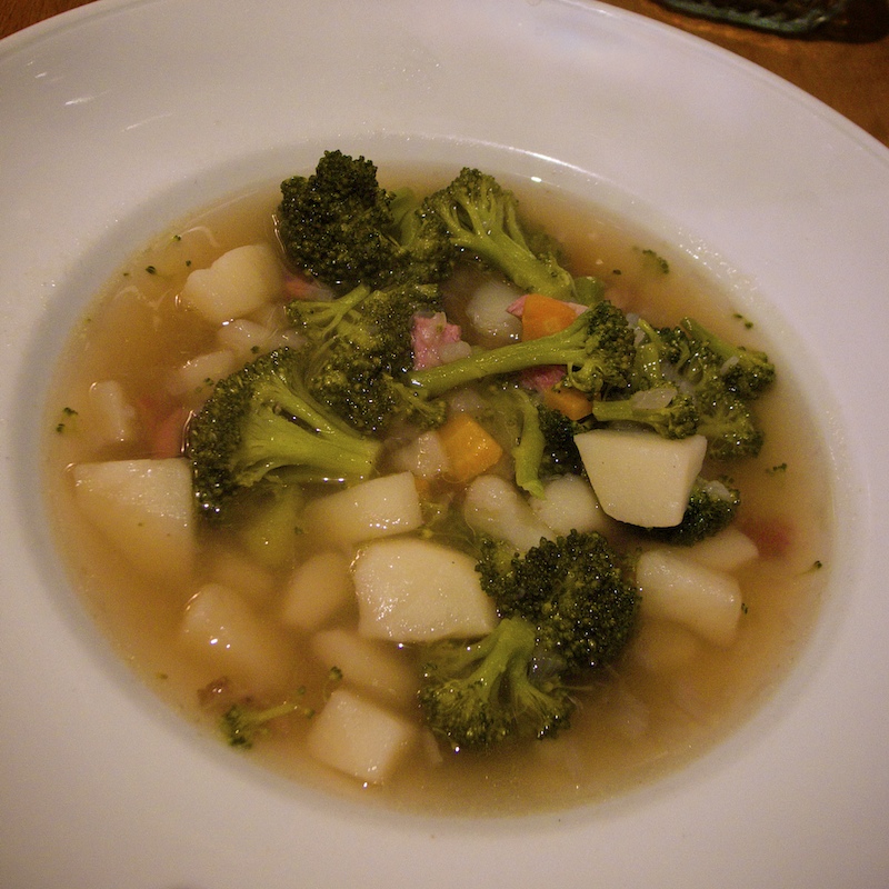 Potato and broccoli soup (that doesn't look like baby food)